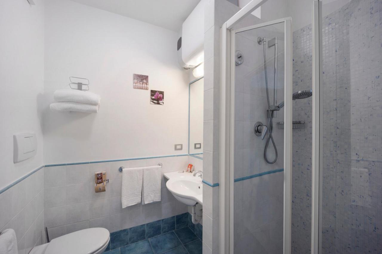 Modus Vivendi 406 Aparthotel Sanremo Ngoại thất bức ảnh